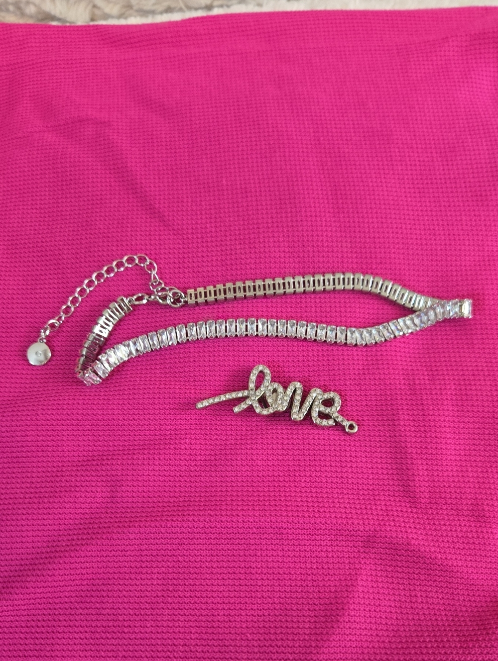 Silver Rhinestone 'Love' Pendant Necklace in Silver